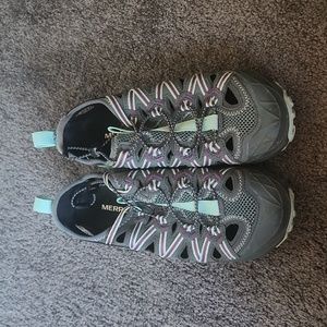 Merrell womens hiking shoes, sz 7.5